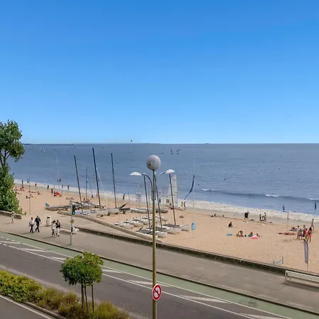 Vue Pour 4 - 20m De *